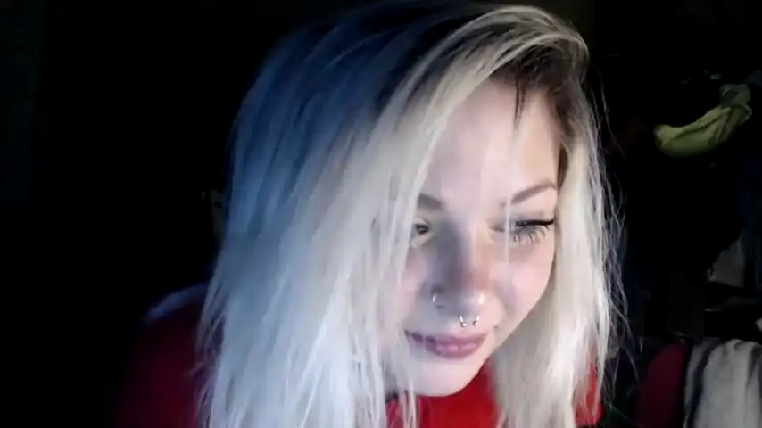 Kipsy420 - Chaturbate Live Video Recording - 2025 03-04 12:40:04