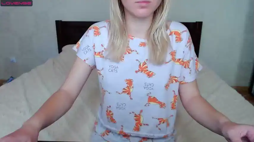 Kittycat__Meow_ - Chaturbate Live Video Recording - 2025 02-01 08:34:02