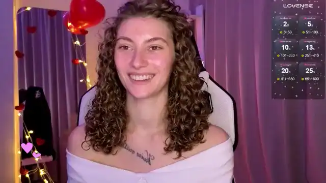 Lady_Curls - Myfreecams Record Video - 2025 05-11 09:11:50