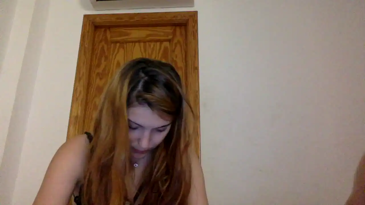 Lilafg - Amateur.tv Live Video Recording - 2025 03-11 22:48:43