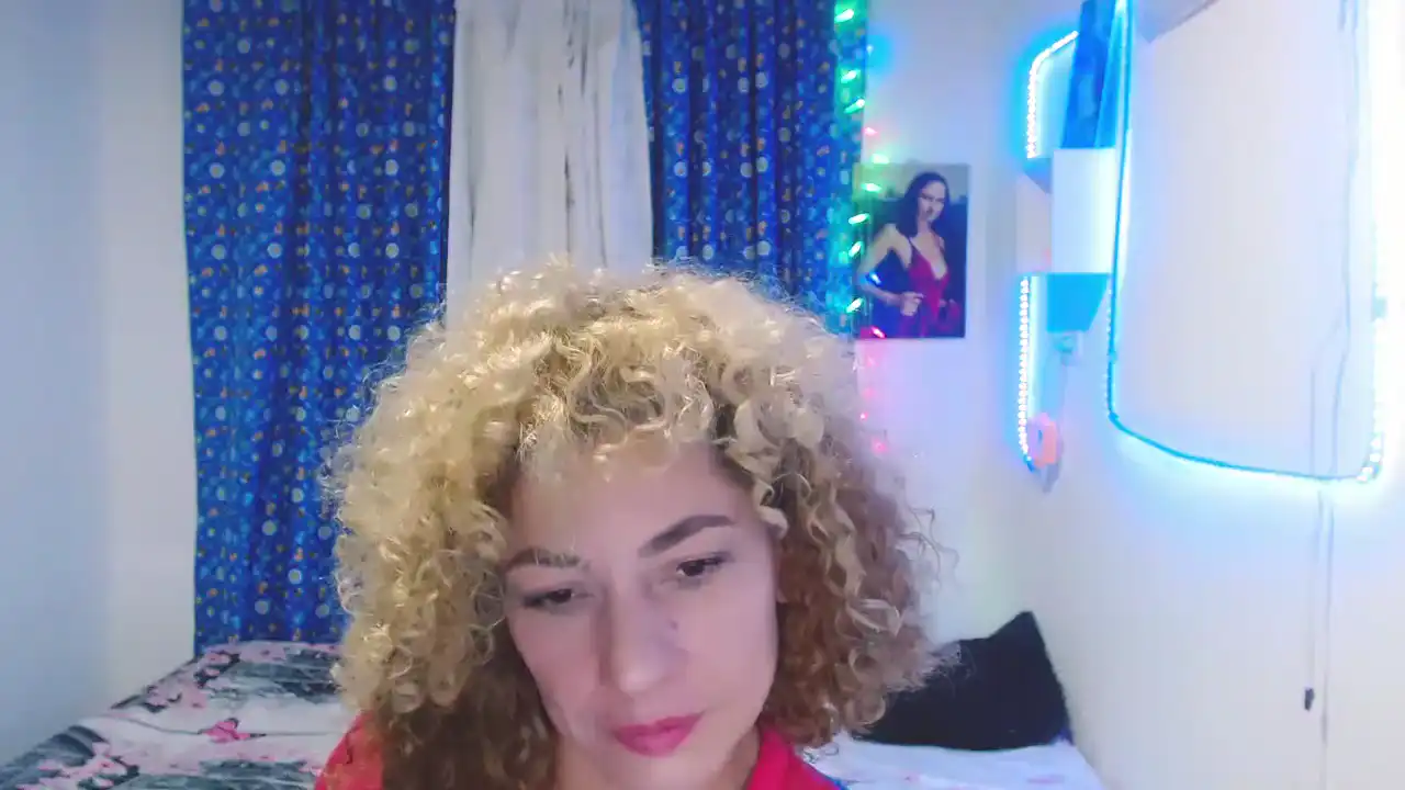 Linda_Mary - Amateur.tv Hot Show Video - 2025 01-08 03:34:51