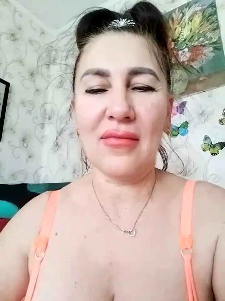 Lindaledi2 - Stripchat Record Video - 2025 02-01 17:41:22