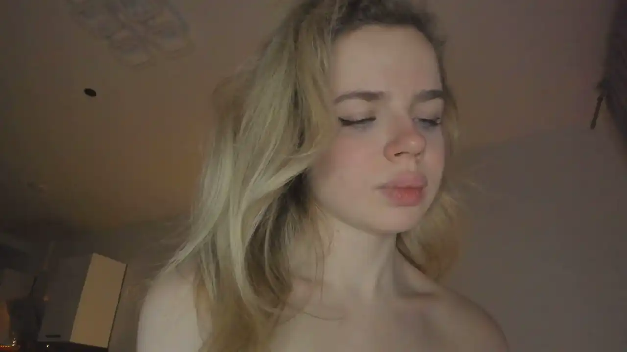 Lit_Asella - Stripchat Hot Show Video - 2025 01-12 08:40:22