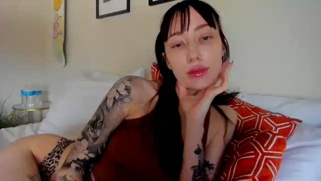 Little-Lillyy - Flirt4Free Free Video - 2025 05-02 17:53:40