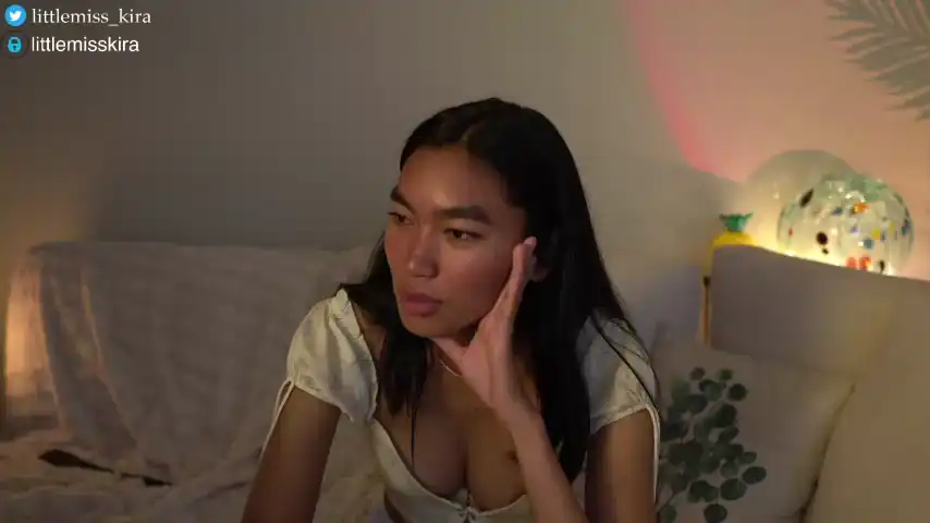 Littlemiss_Kira - Chaturbate Hot Show Video - 2025 03-05 19:35:48