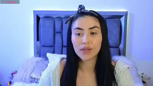 Lola-Dove - Flirt4Free Hot Show Video - 2025 02-11 01:41:44