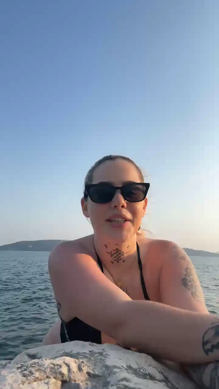 Lovelyzoe - Cam4 Private Video - 2025 01-17 23:43:06