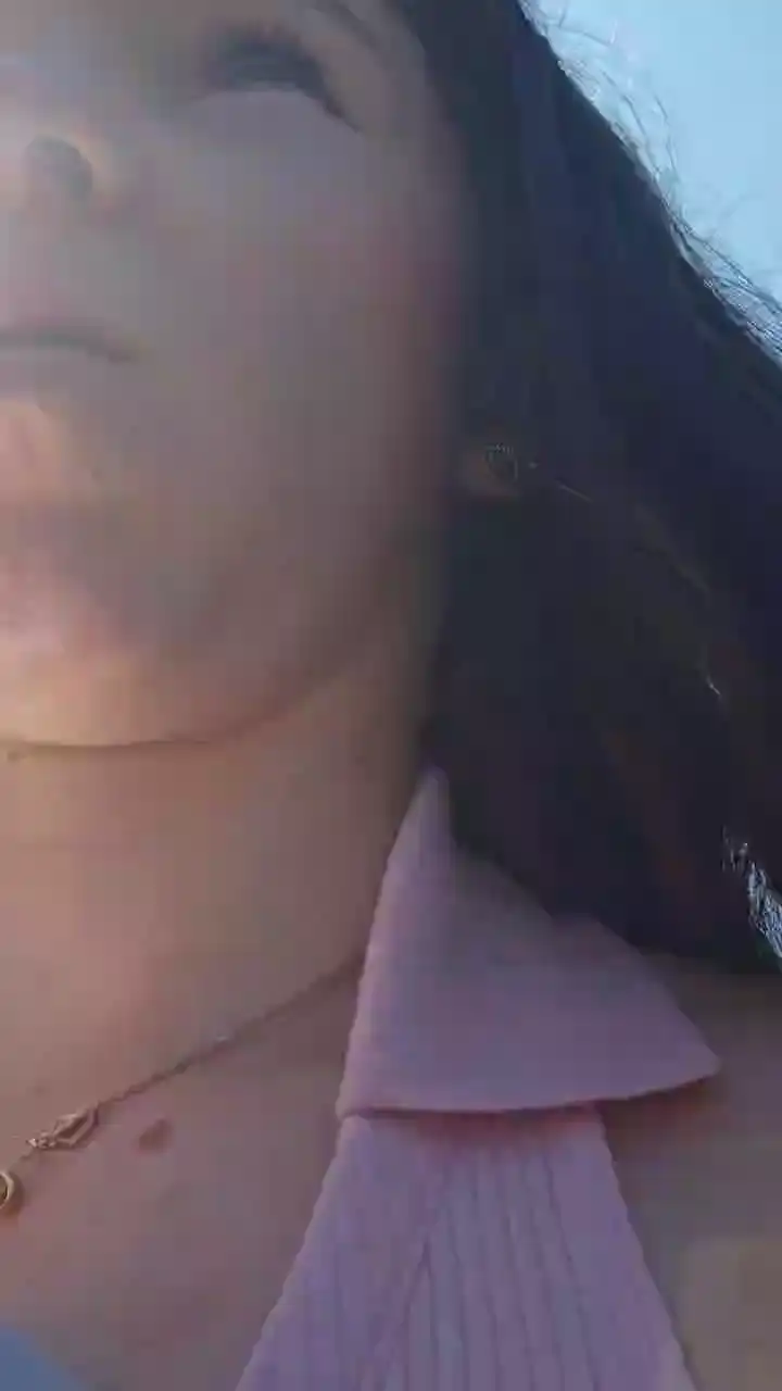 Lucie_Mehott - Cam4 Free Video - 2025 05-05 02:54:54
