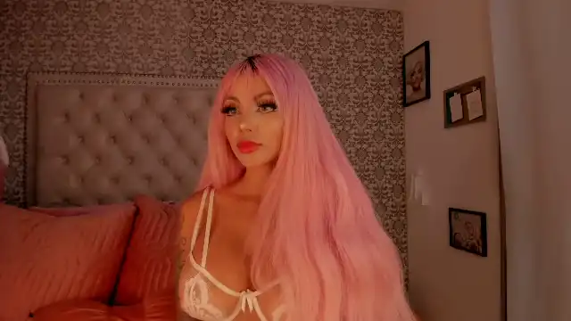 Lucy-Hillss - Flirt4Free Hot Show Video - 2025 04-02 18:45:21